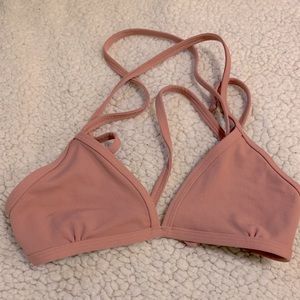 Jolyn clothing: light pink triangle top